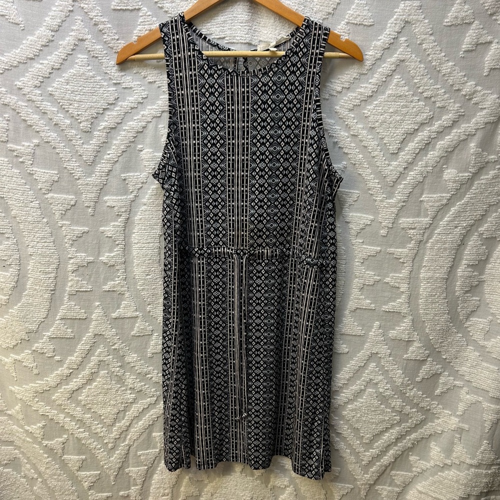 Bcbgeneration Geometric Print Drawstring Waist Sh… - image 3